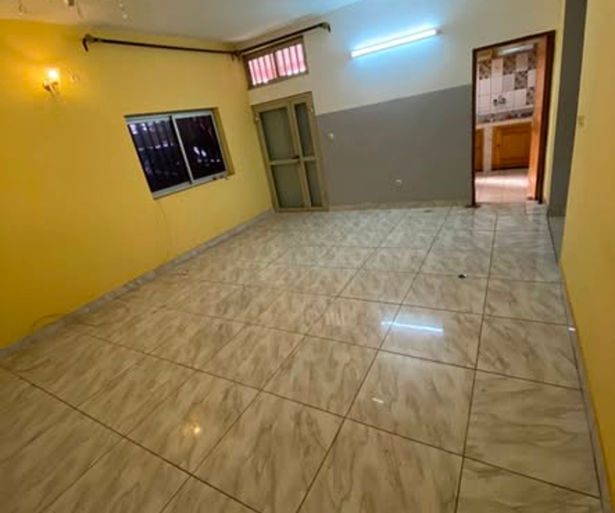 Appartement à louer à Tradex Éleveur