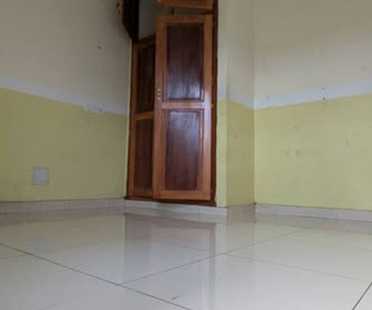 Studio à louer à Yassa, Douala