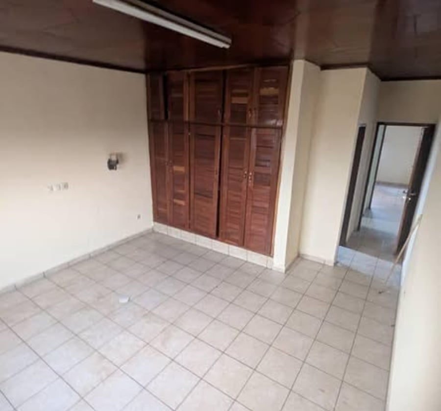 Appartement VIP 3 chambres - Omnisport Yaoundé