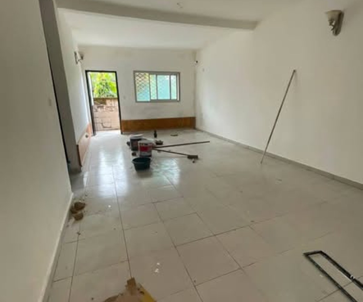 Studio moderne 4 pièces à Makepe BM