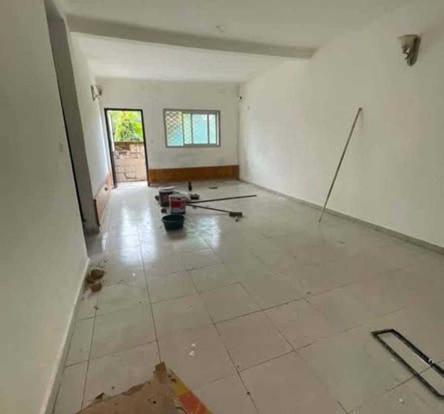 Studio moderne 4 pièces à Makepe BM