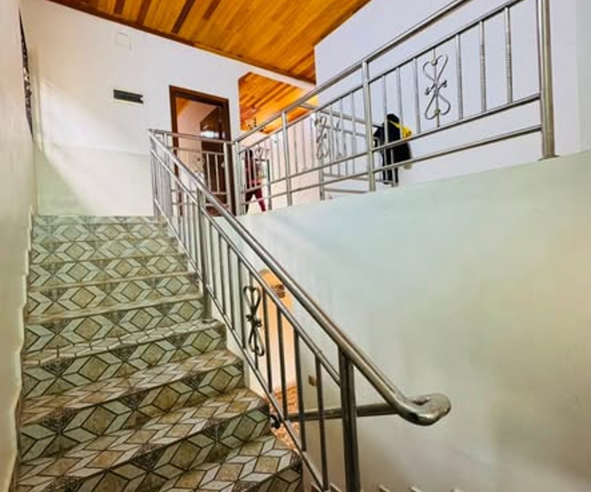 Vaste maison individuelle à louer - Damas, Yaoundé