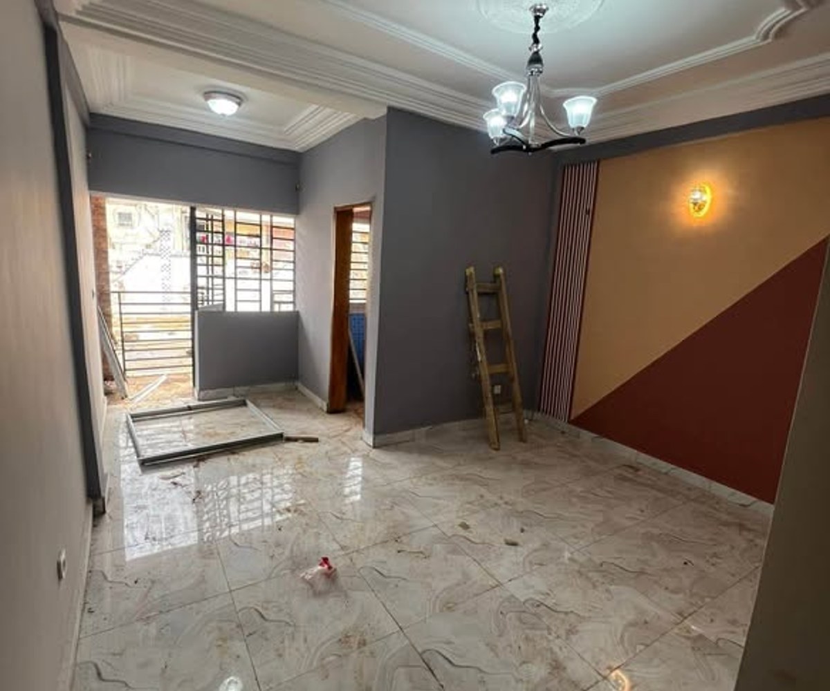 Studio moderne à louer à Mendong