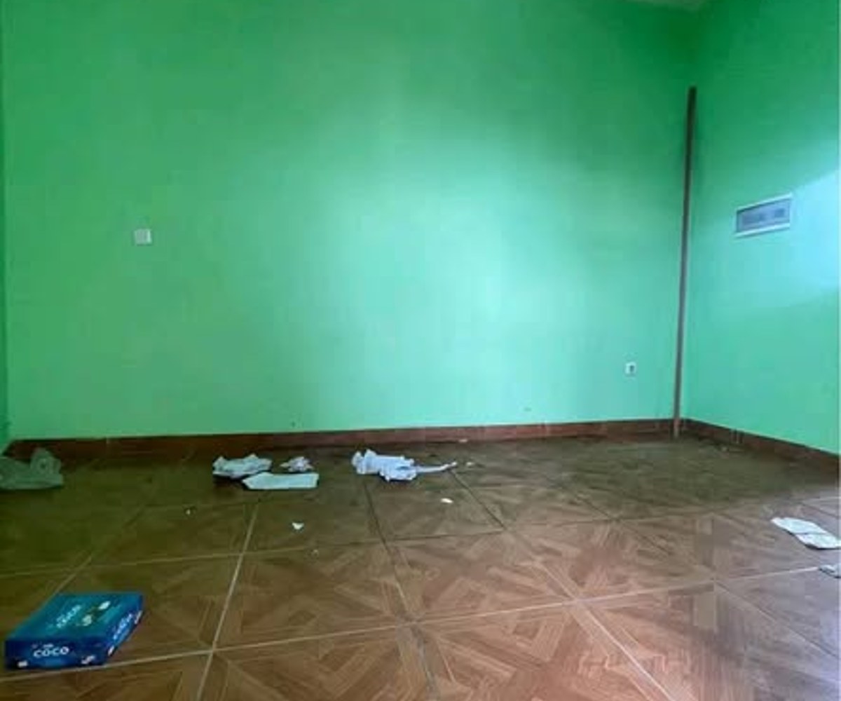 Chambre moderne à louer à Cité des Palmiers