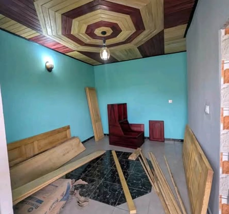 Studio à Damas, Yaoundé
