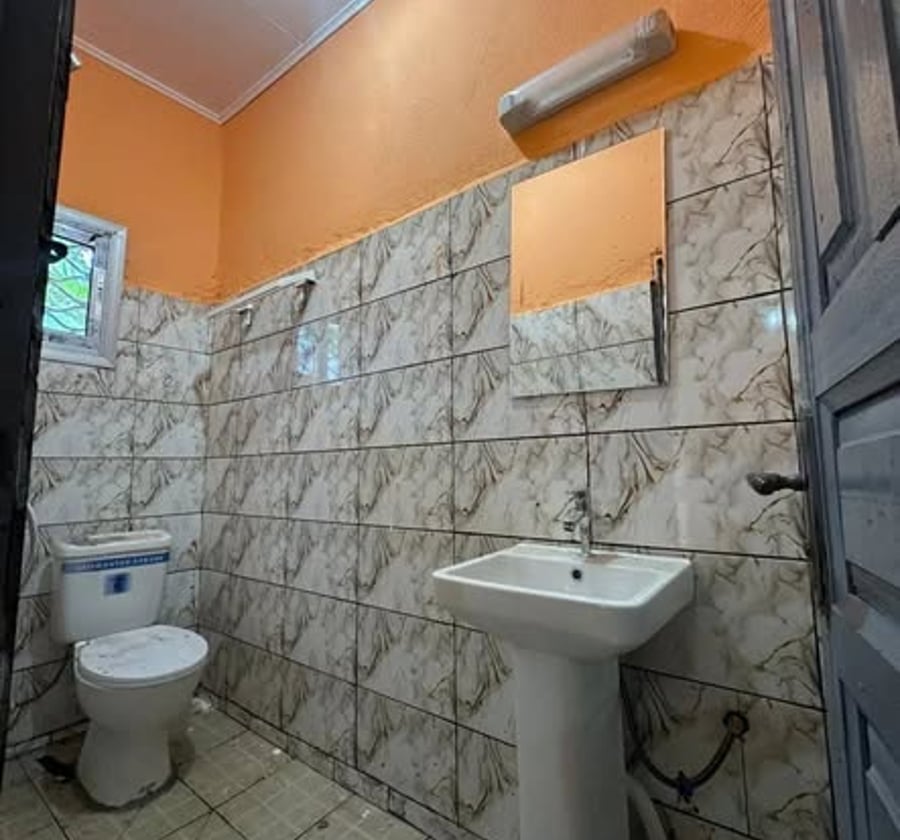 Studio moderne à louer - Ndogbong Vallée Conquête