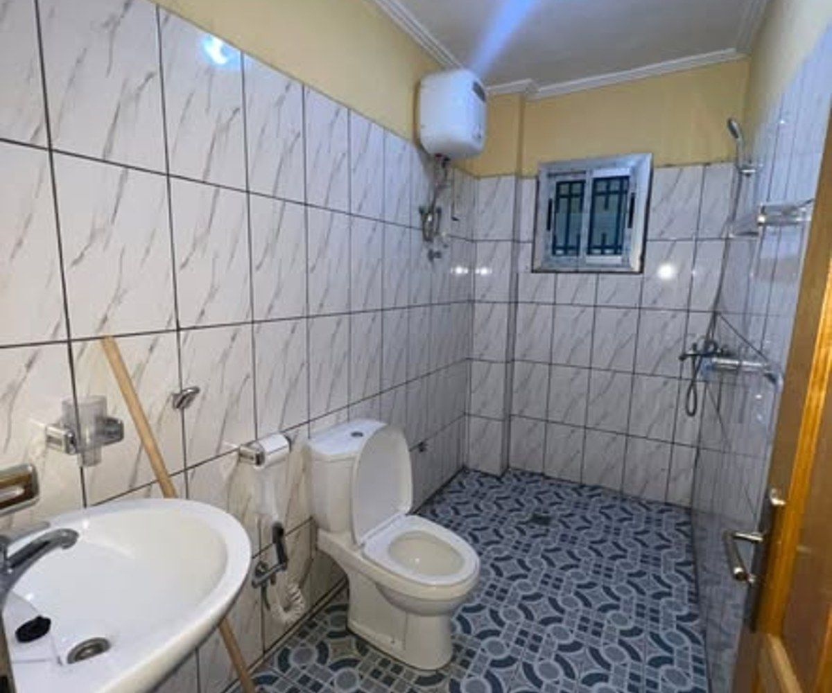 Studio ultra moderne à louer à Nkolfoulou