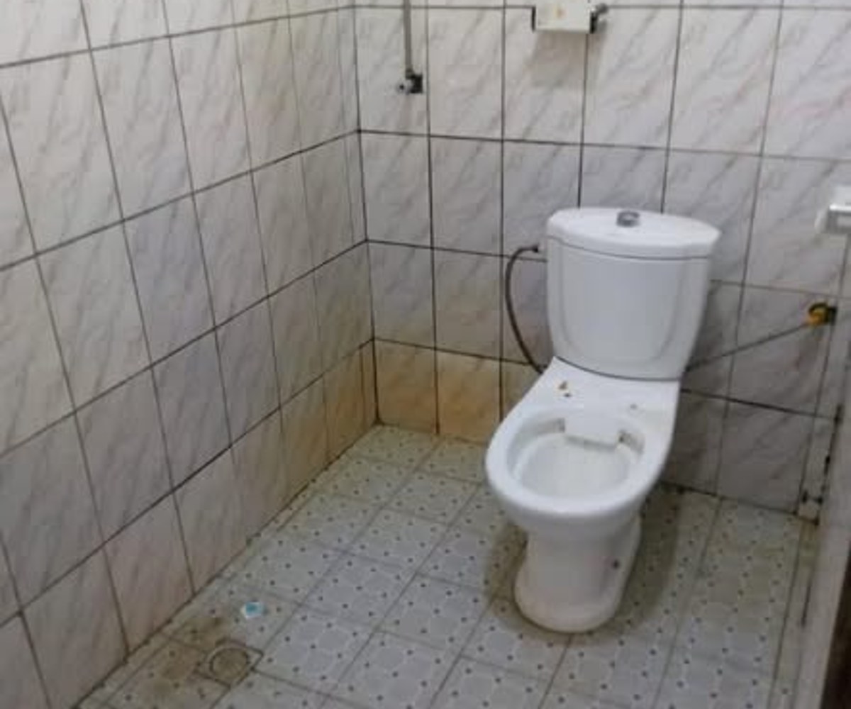 Studio meublé à louer à Bangue