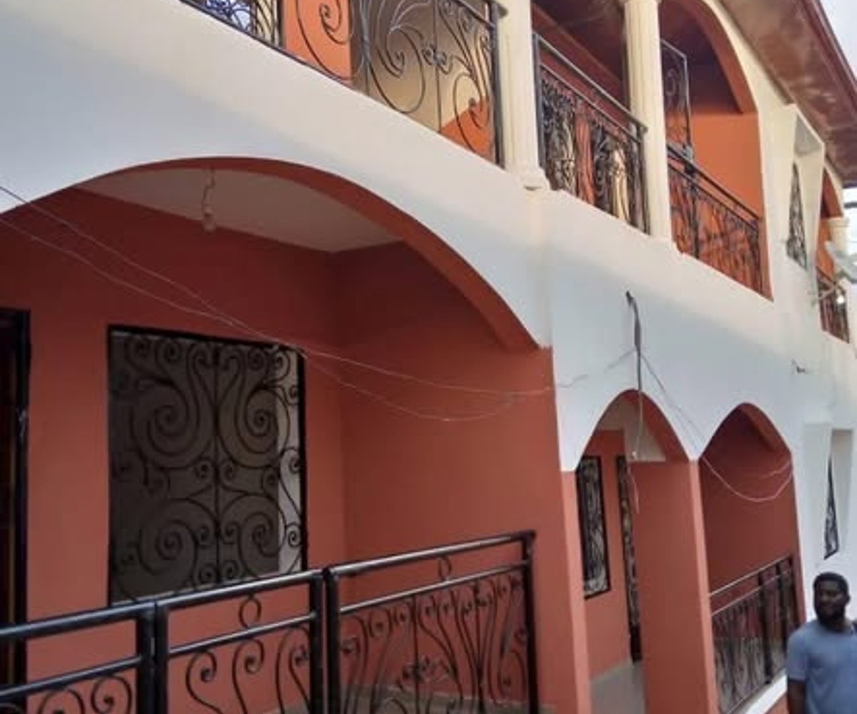 Appartement 3 chambres à louer à Oyom-Abang (Béatitude)