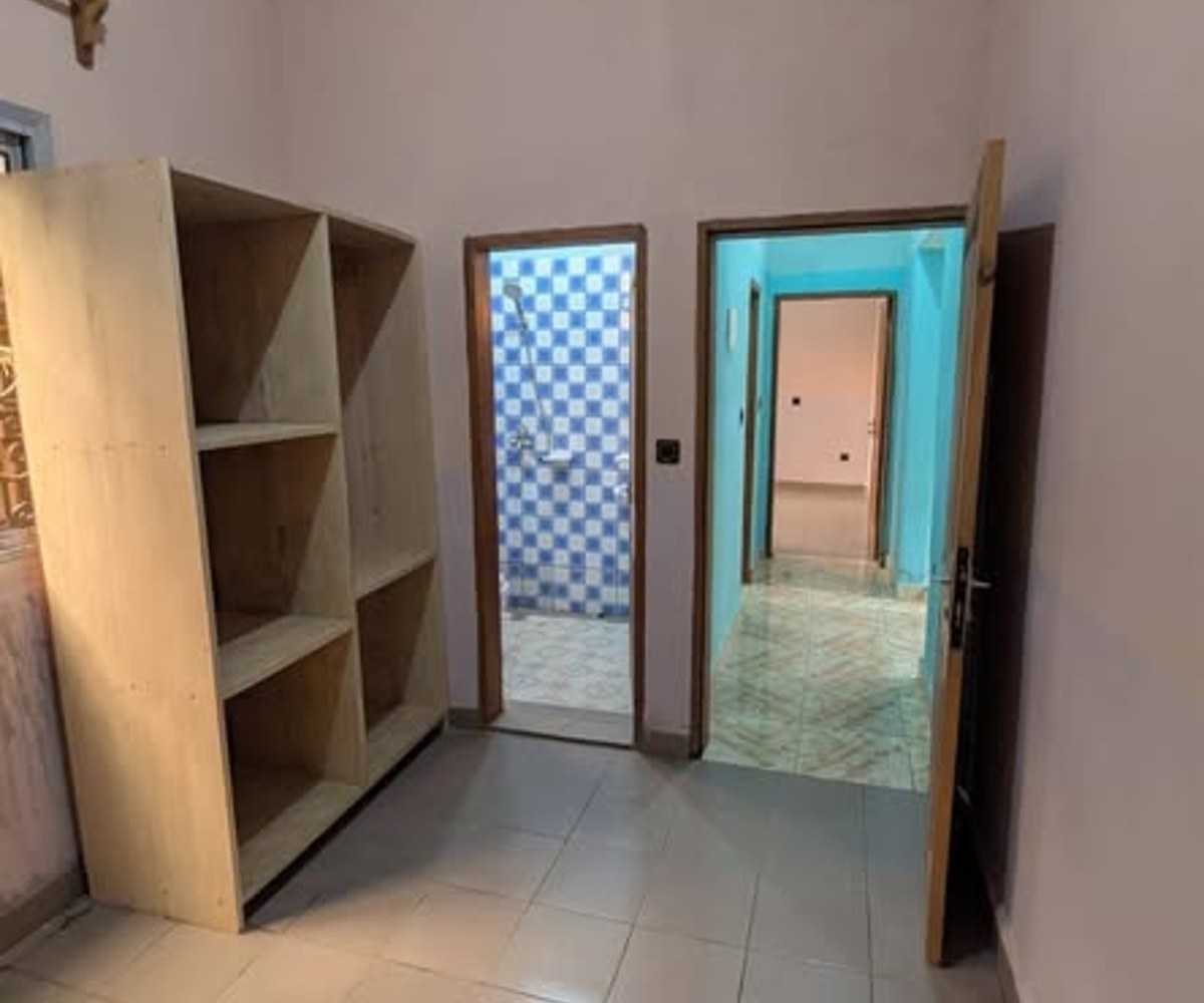 Appartement à louer - Nkolmesseng, Yaoundé