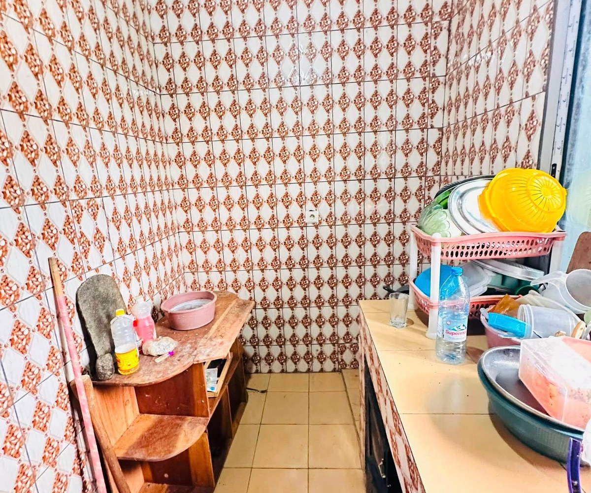 Studio moderne à louer à Obobogo