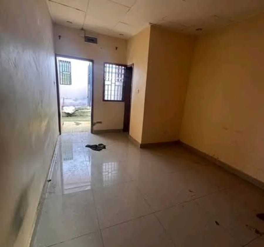 Studio moderne à louer à Ngousso