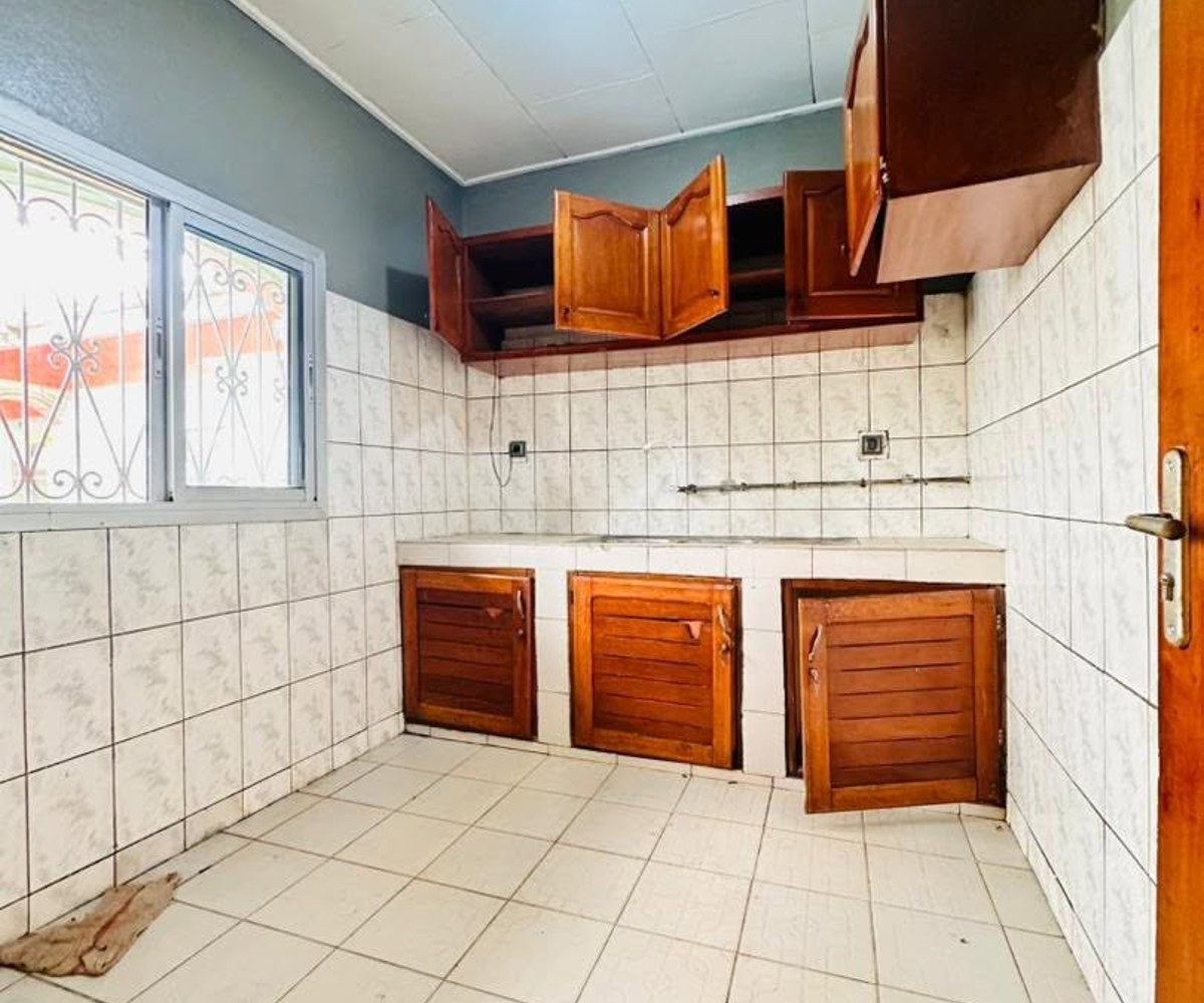 Appartement moderne à louer à Etoug-Ebe