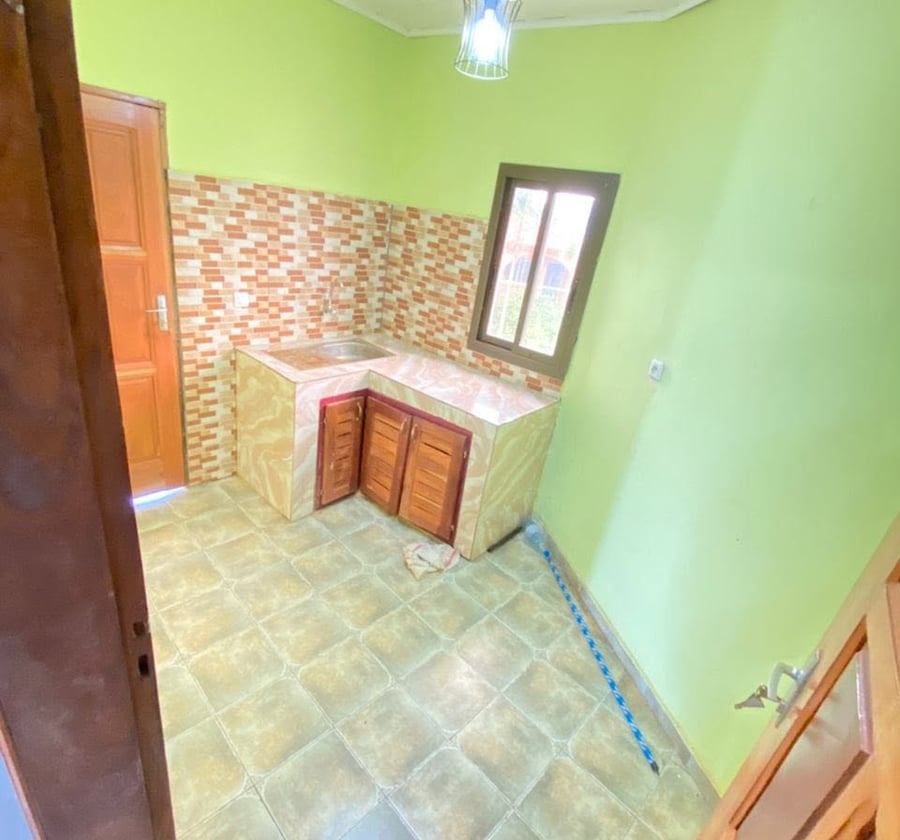 Studio moderne à louer – Oyomabang Camp Sonel