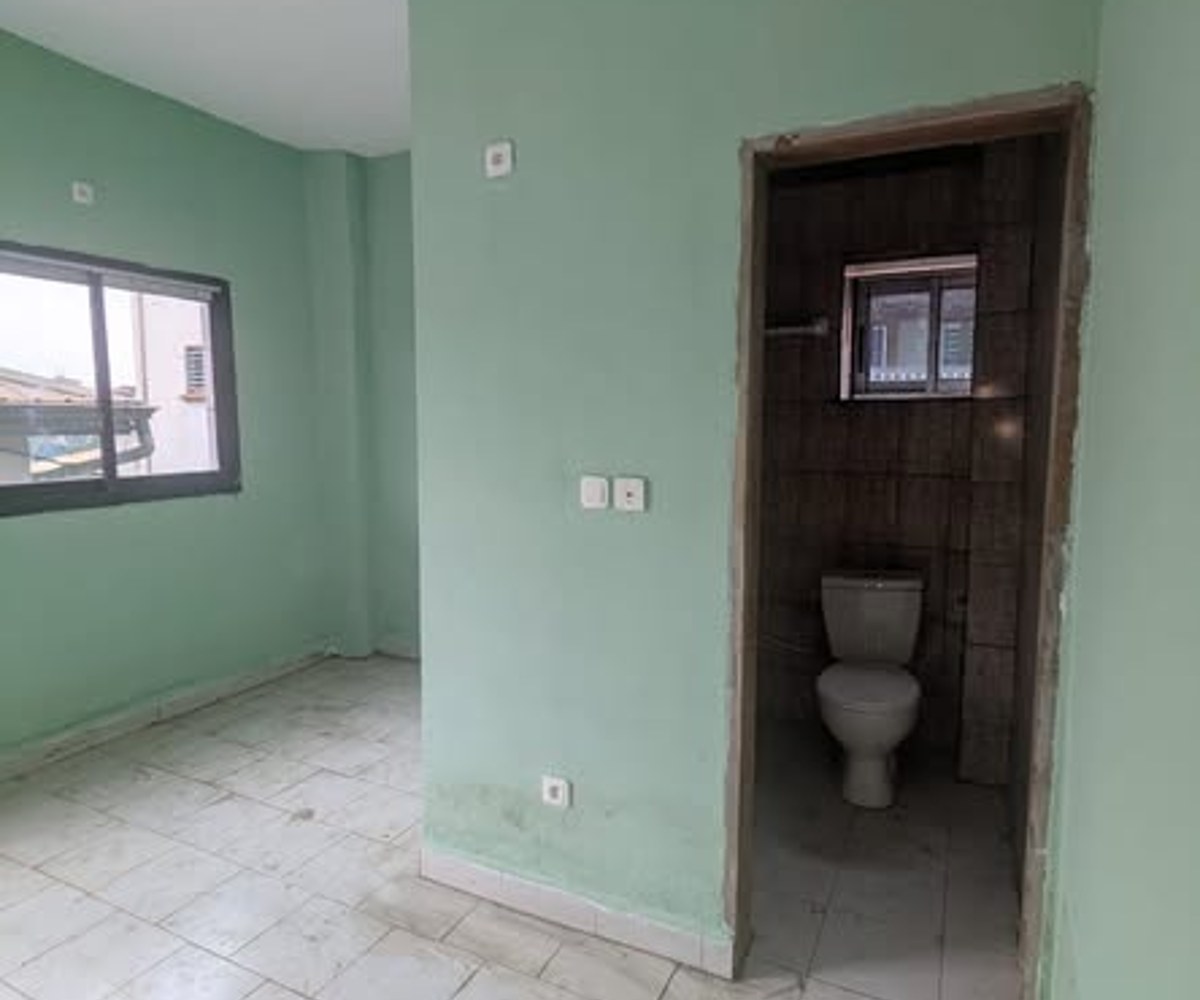 Chambre moderne à louer - Odza, Petit Marché