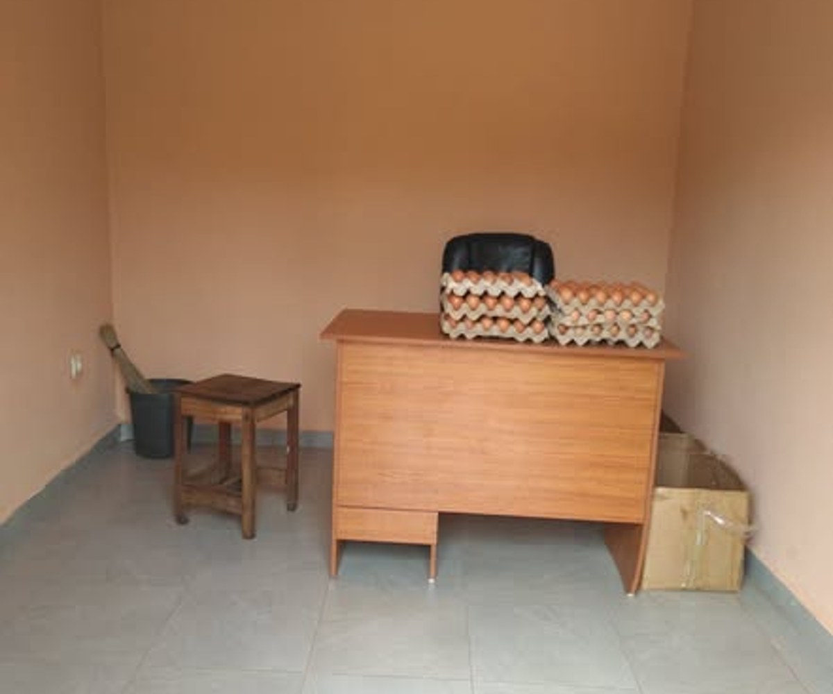 Boutique à louer - Ngousso, Yaoundé