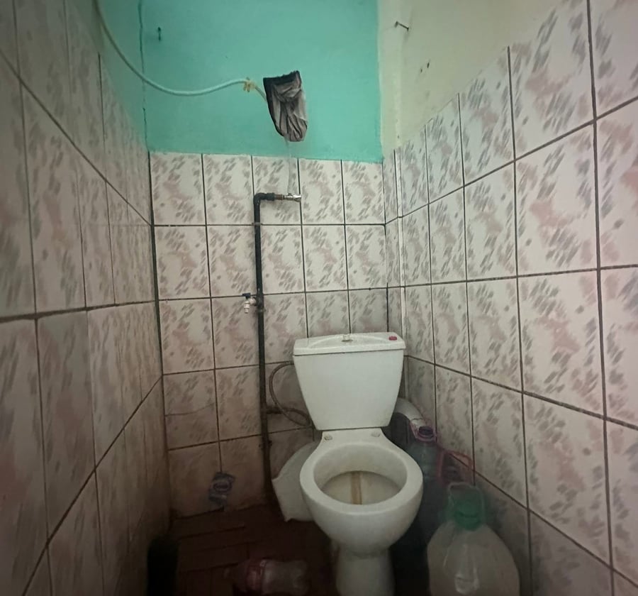 Chambres modernes à PK17 Douala