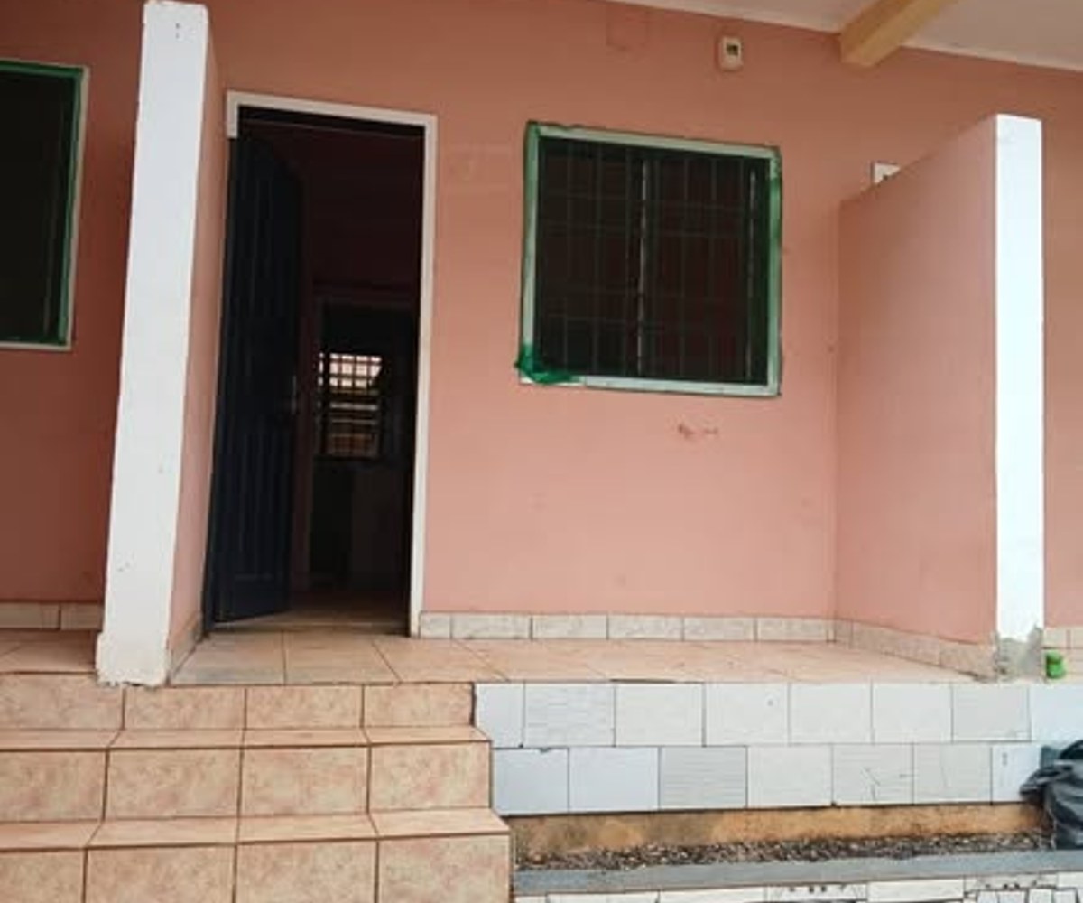 Chambres modernes à louer à Soa - 20 000 FCFA/mois