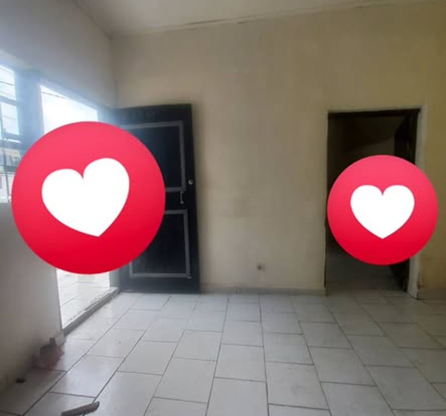 Studio à louer - Akwa Nord - 50 000 FCFA/mois