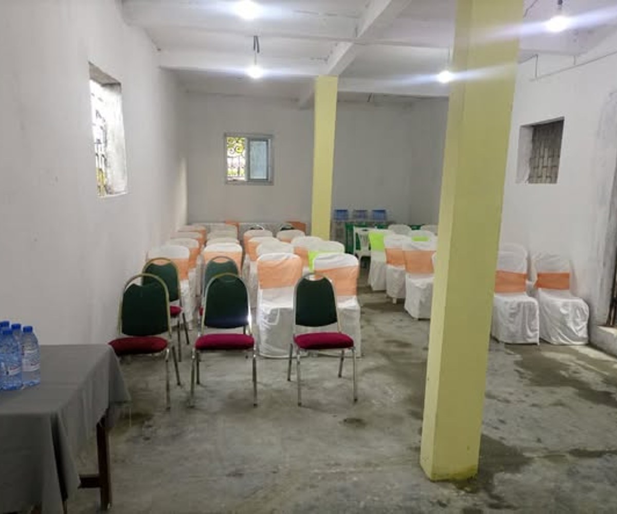 Espace en location à Akwa Nord