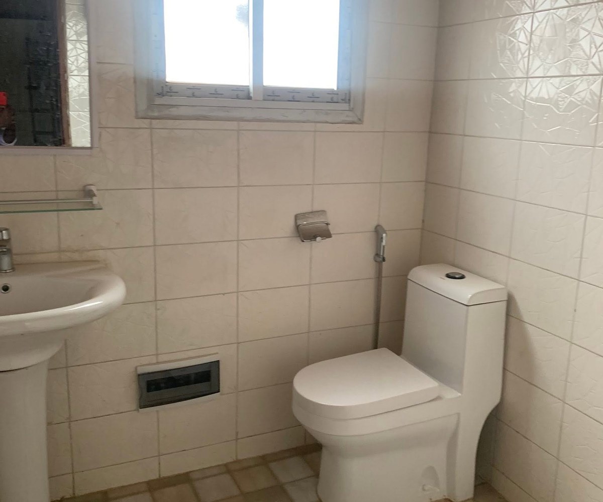 Appartement 2 chambres à louer à Biteng