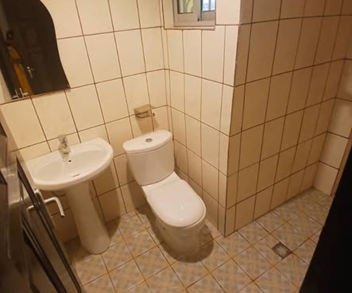 Appartement moderne haut standing staffé - Cité des Palmiers, Douala