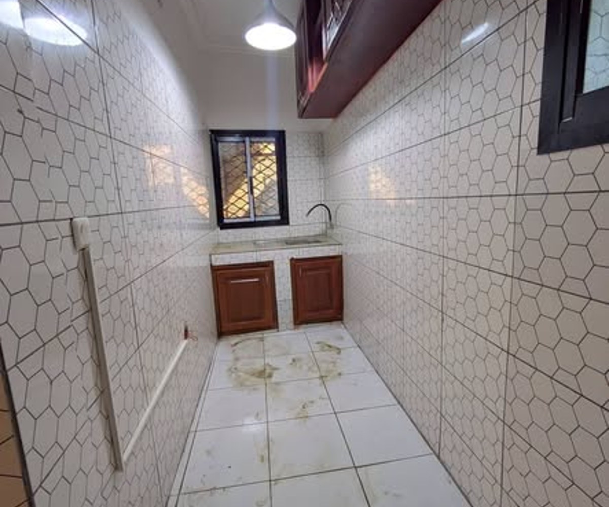 Vaste studio haut standing à Logbessou