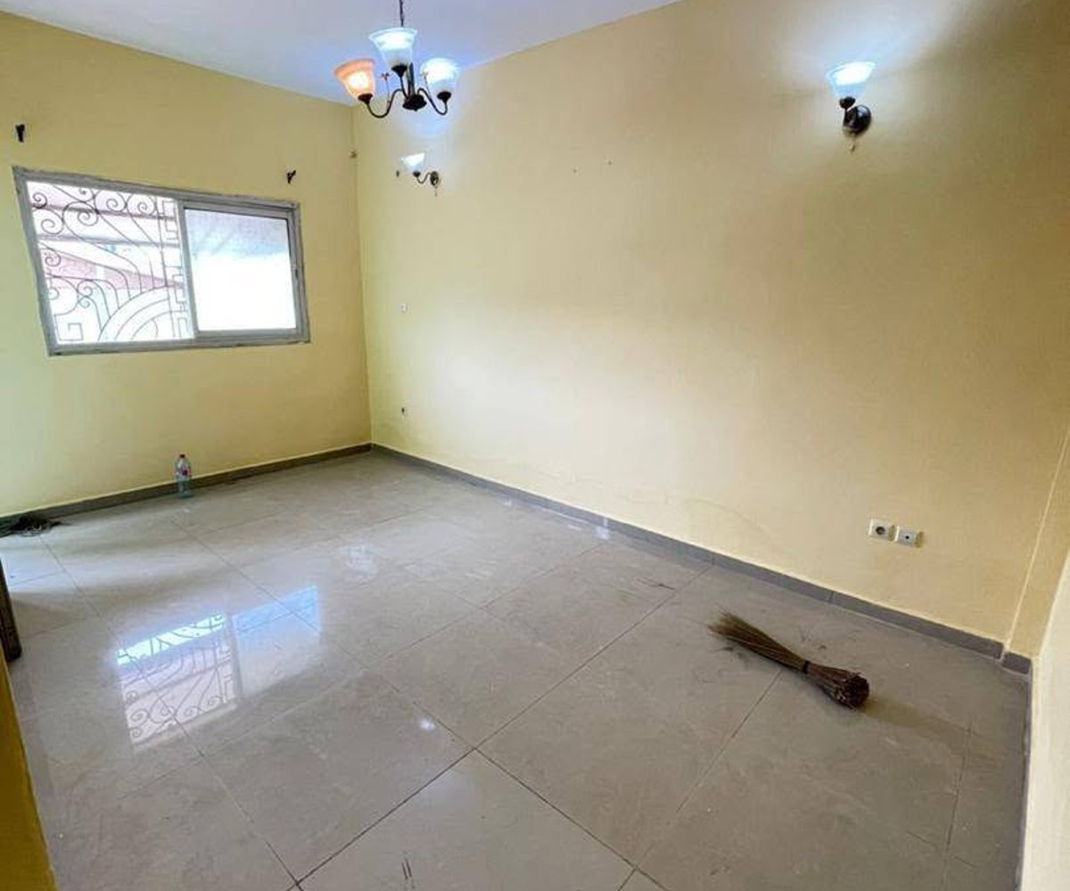 Studio moderne à louer - Yaoundé Nsimeyong