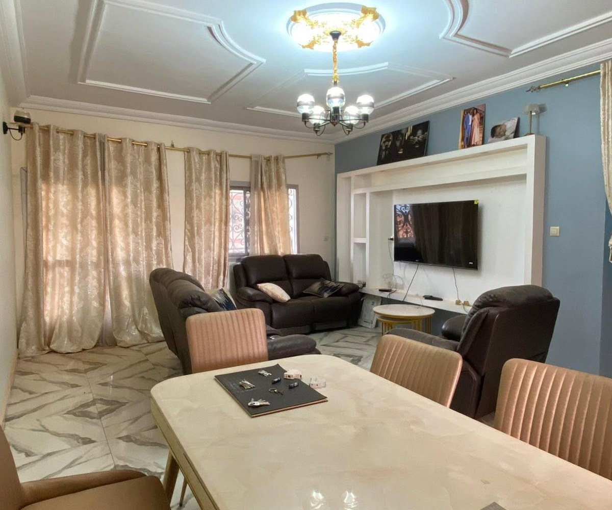 Vaste appartement haut standing à louer – Simbock