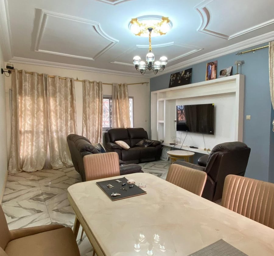 Vaste appartement haut standing à louer – Simbock