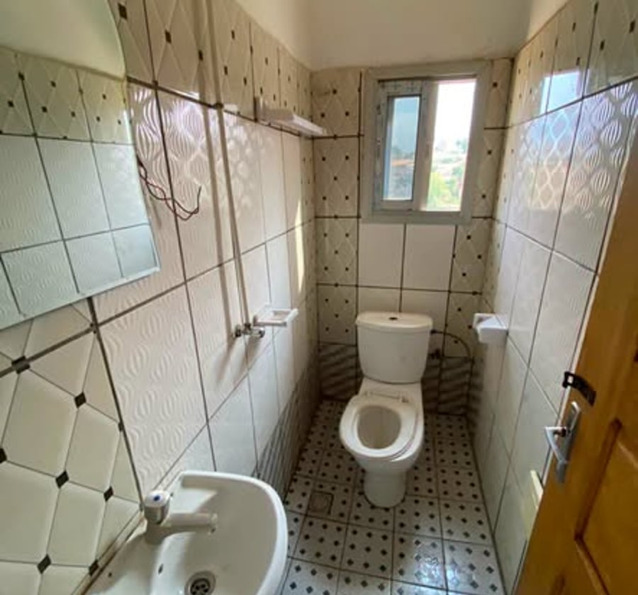 Appartement 2 chambres à louer - Nkolmesseng, Yaoundé