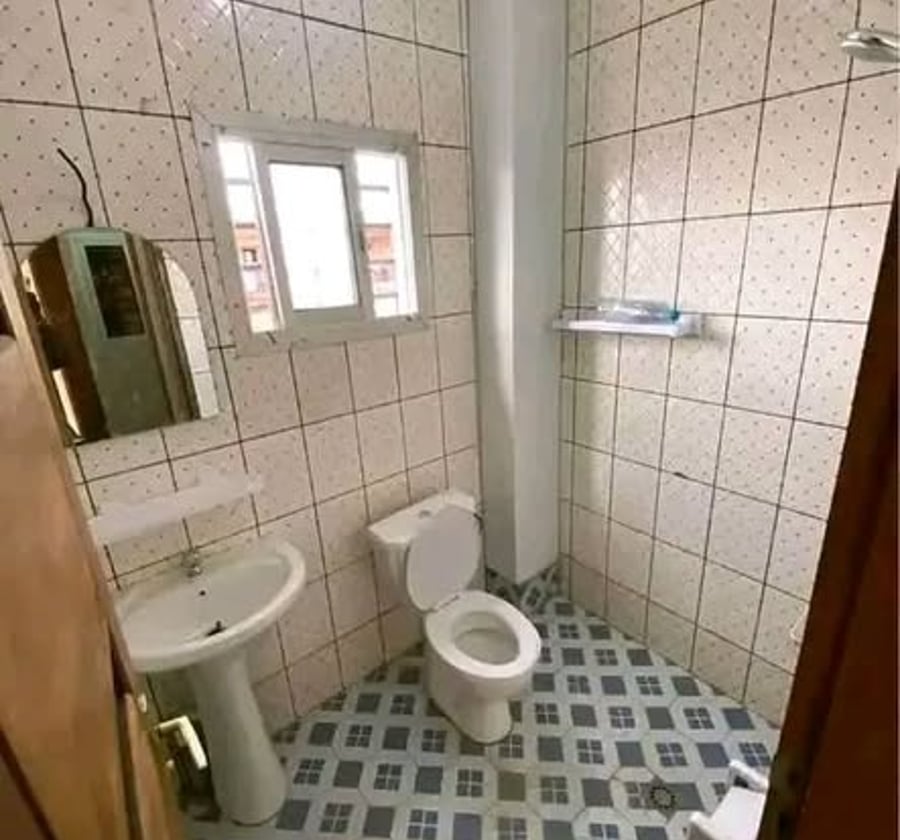 Studio moderne à Beedi – 70 000 XAF/mois