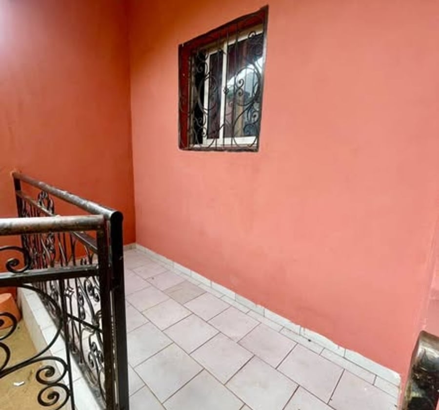 Studio moderne à louer à Jouvence