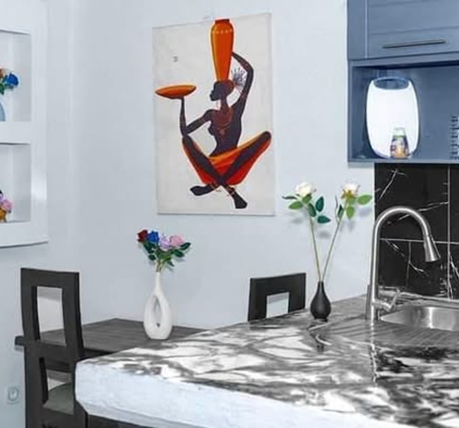 Studios et appartements meublés haut standing à Étoudi