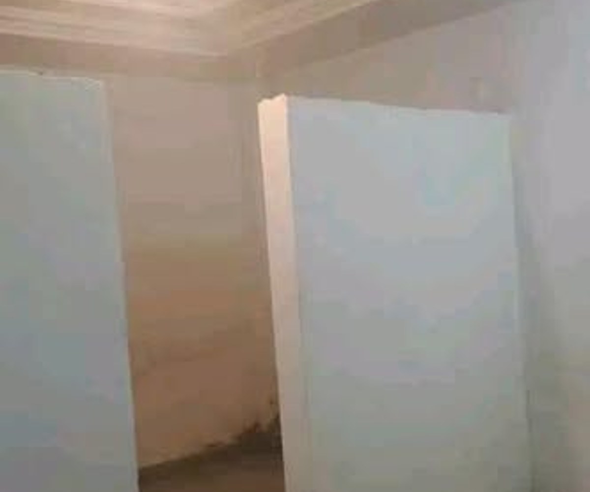 Boutique à louer à Deido