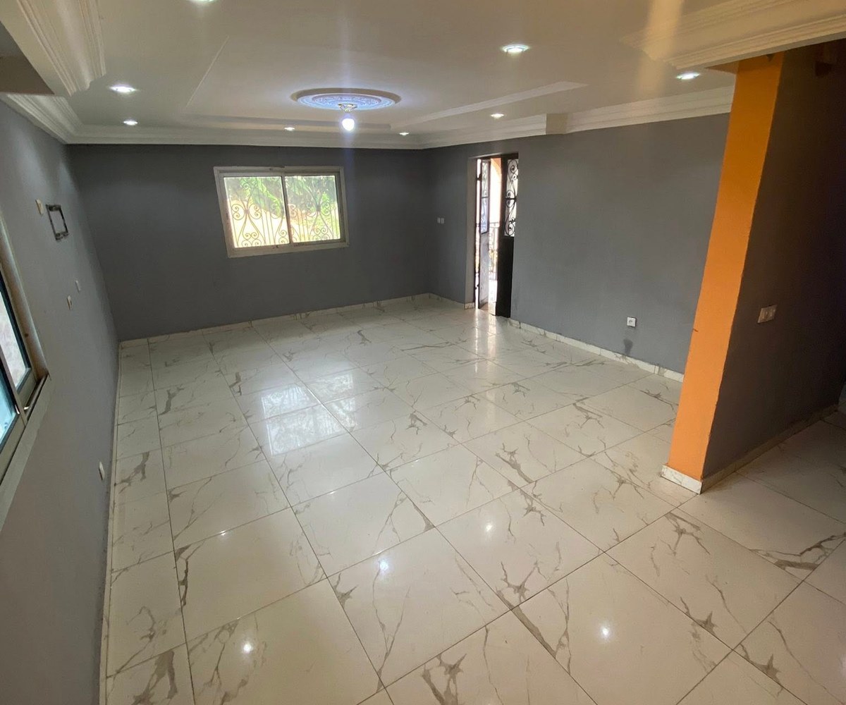 Vaste appartement à louer - BOCOM Cogefar, Douala