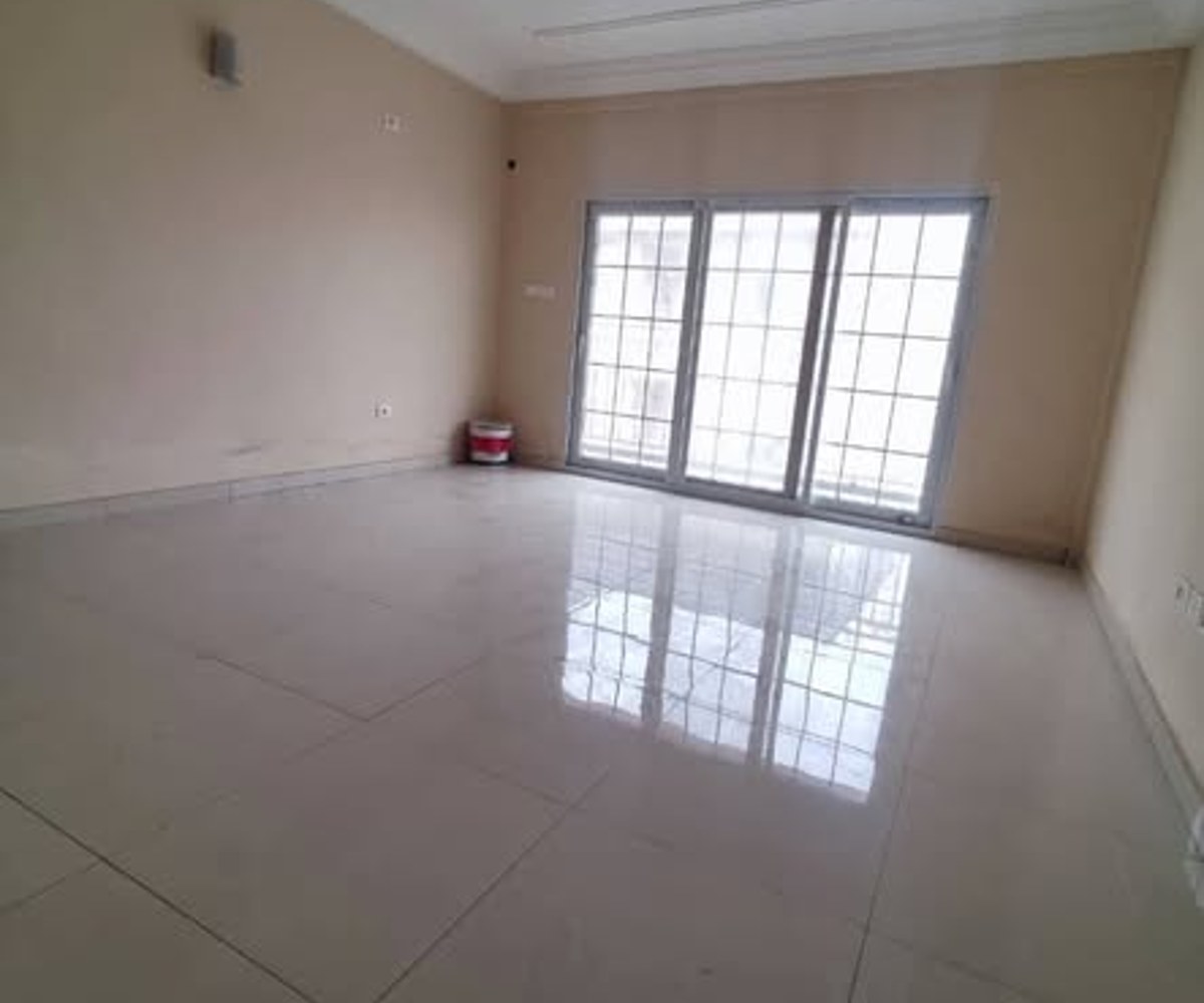 Location de chambres, studios et appartements à PK8, Douala
