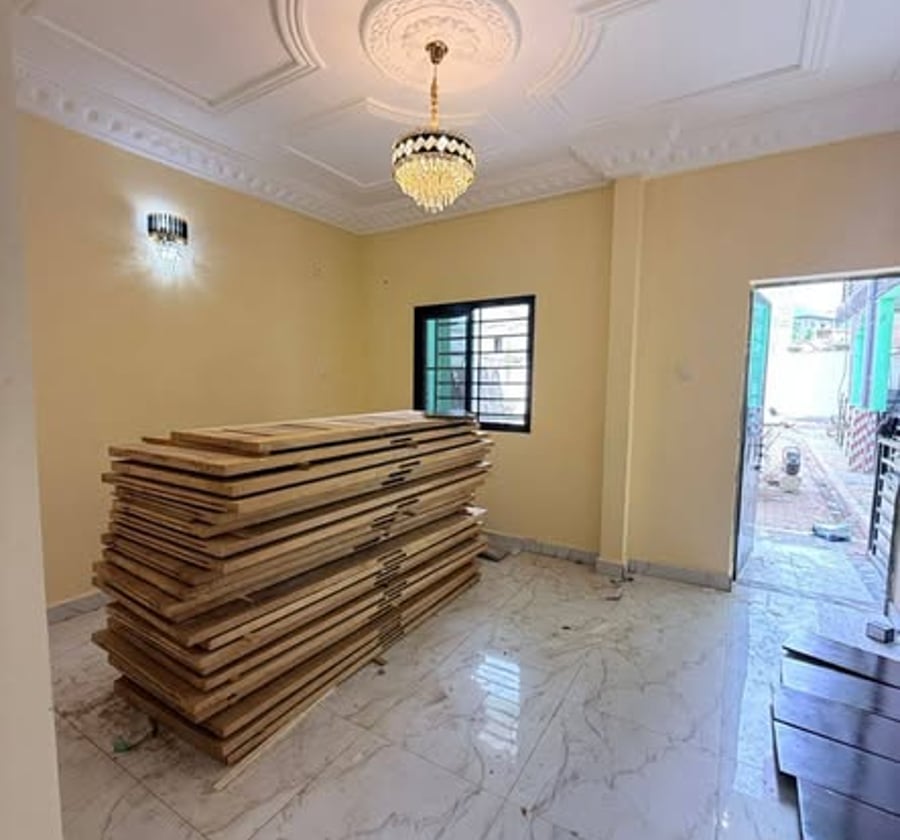 Studio moderne à louer à Yaoundé Etoudi