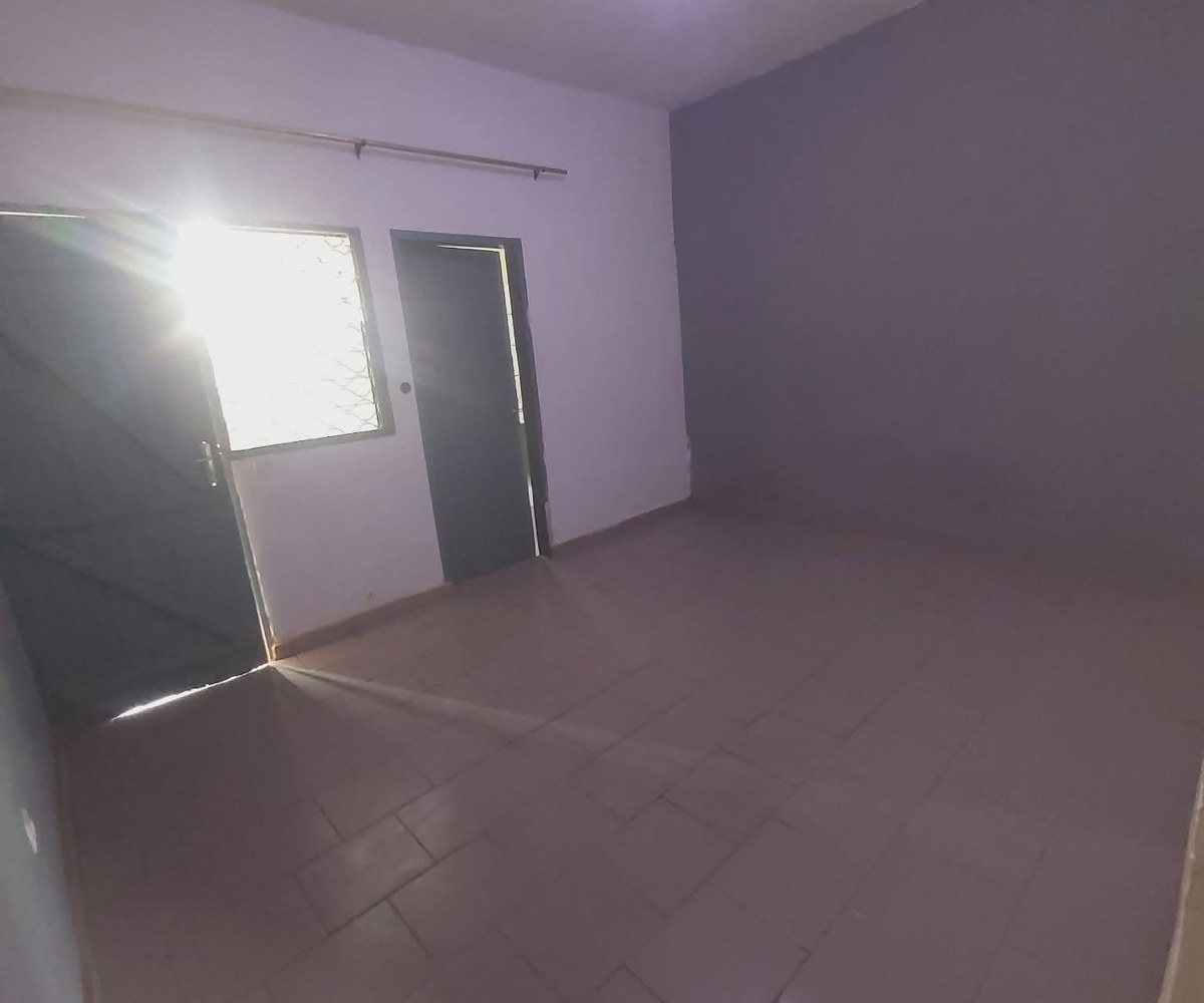 Studio moderne à Biyemassi