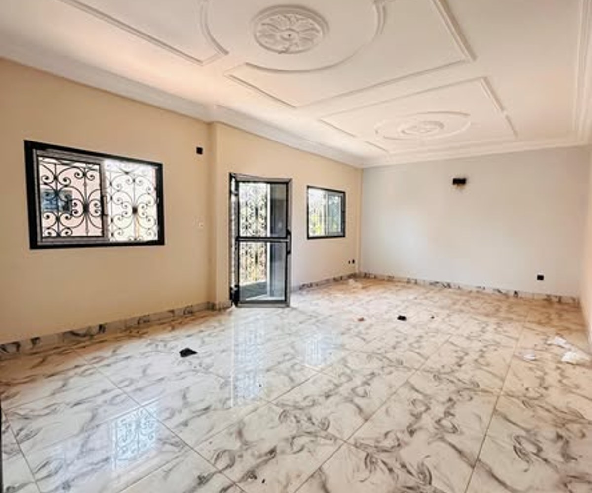 Appartement à louer à Odza - 3 chambres