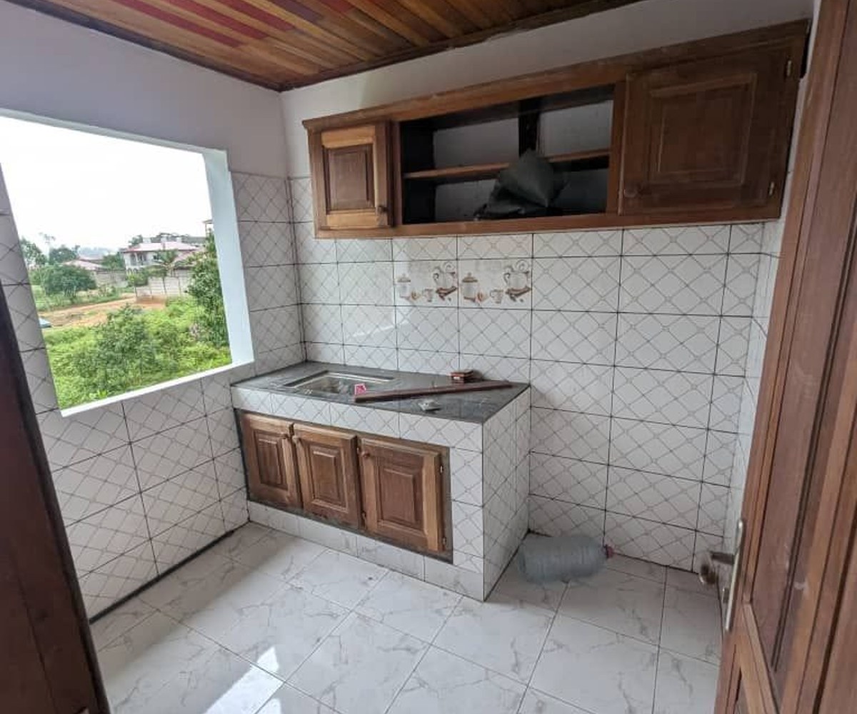 Appartement moderne à louer à Nkolnda
