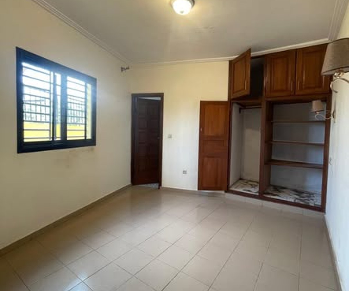 Appartement haut standing à Titi-Garage