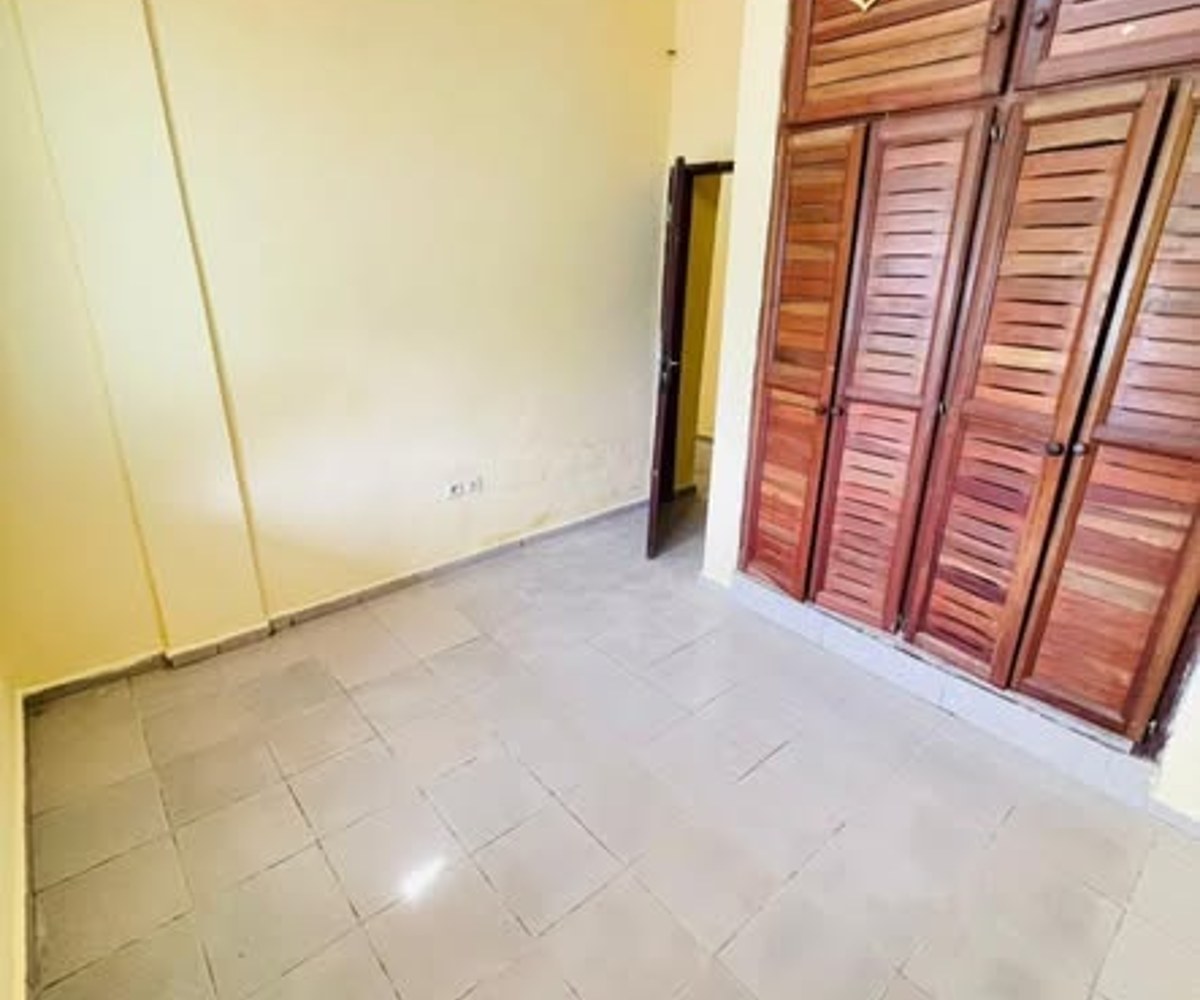 Studio moderne à Nouvelle Route Nsimeyong