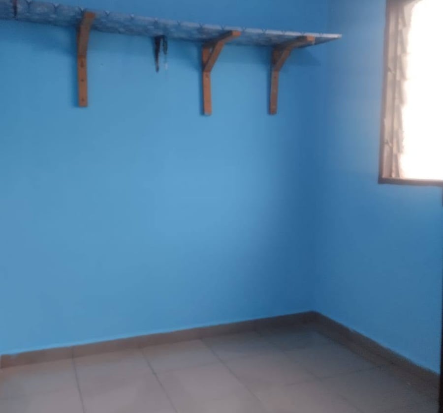 Appartement avec balcon près de Bepanda Boulangerie De La Paix