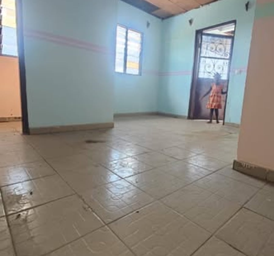 Studio moderne à louer - PK10, Douala