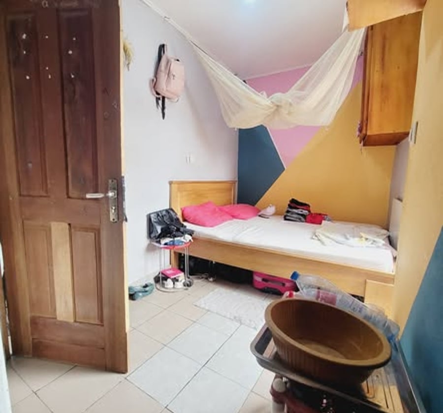 Chambre moderne à Ange Raphaël avec balcon