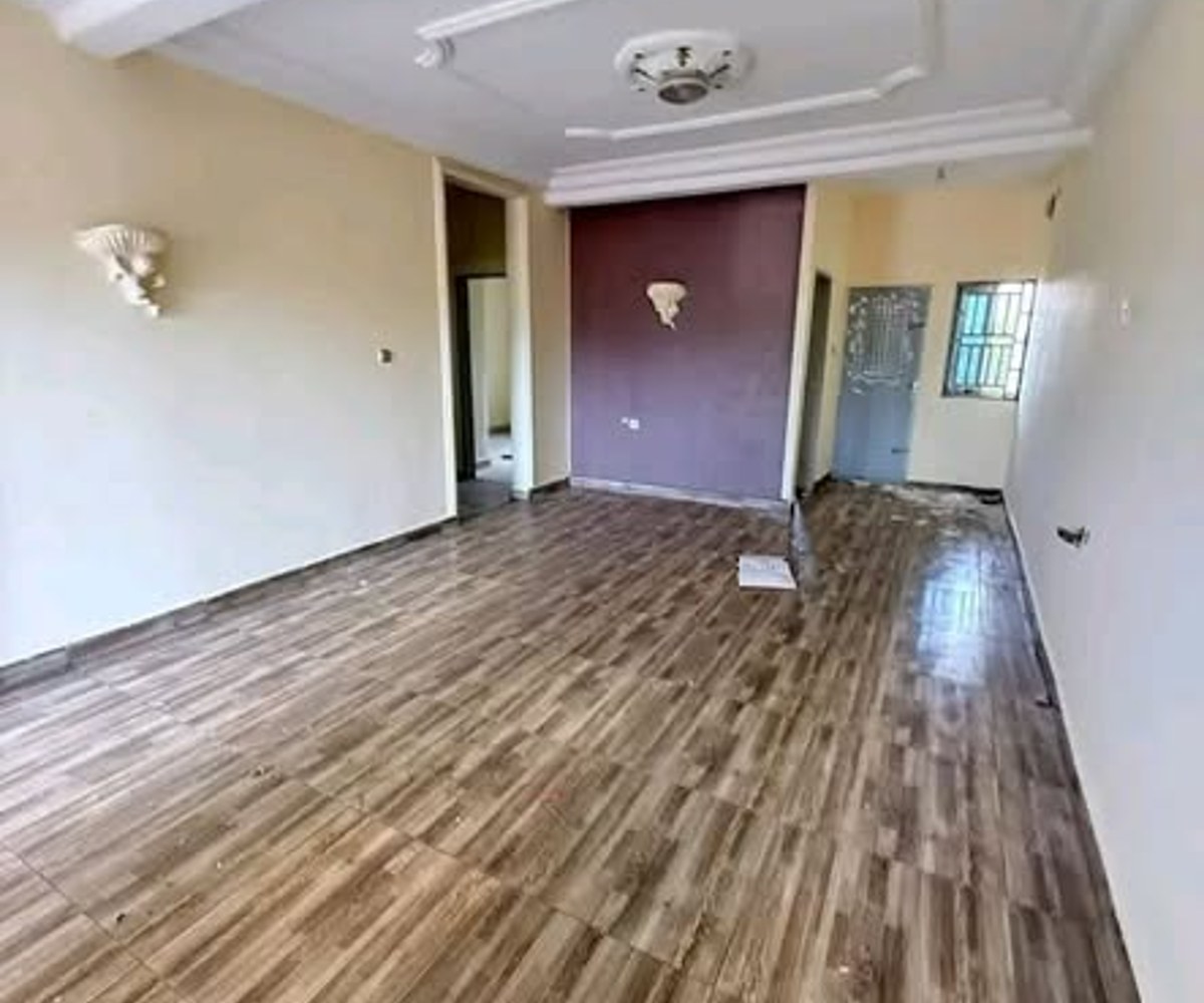 Vaste appartement VIP à louer à Nkolfoulou