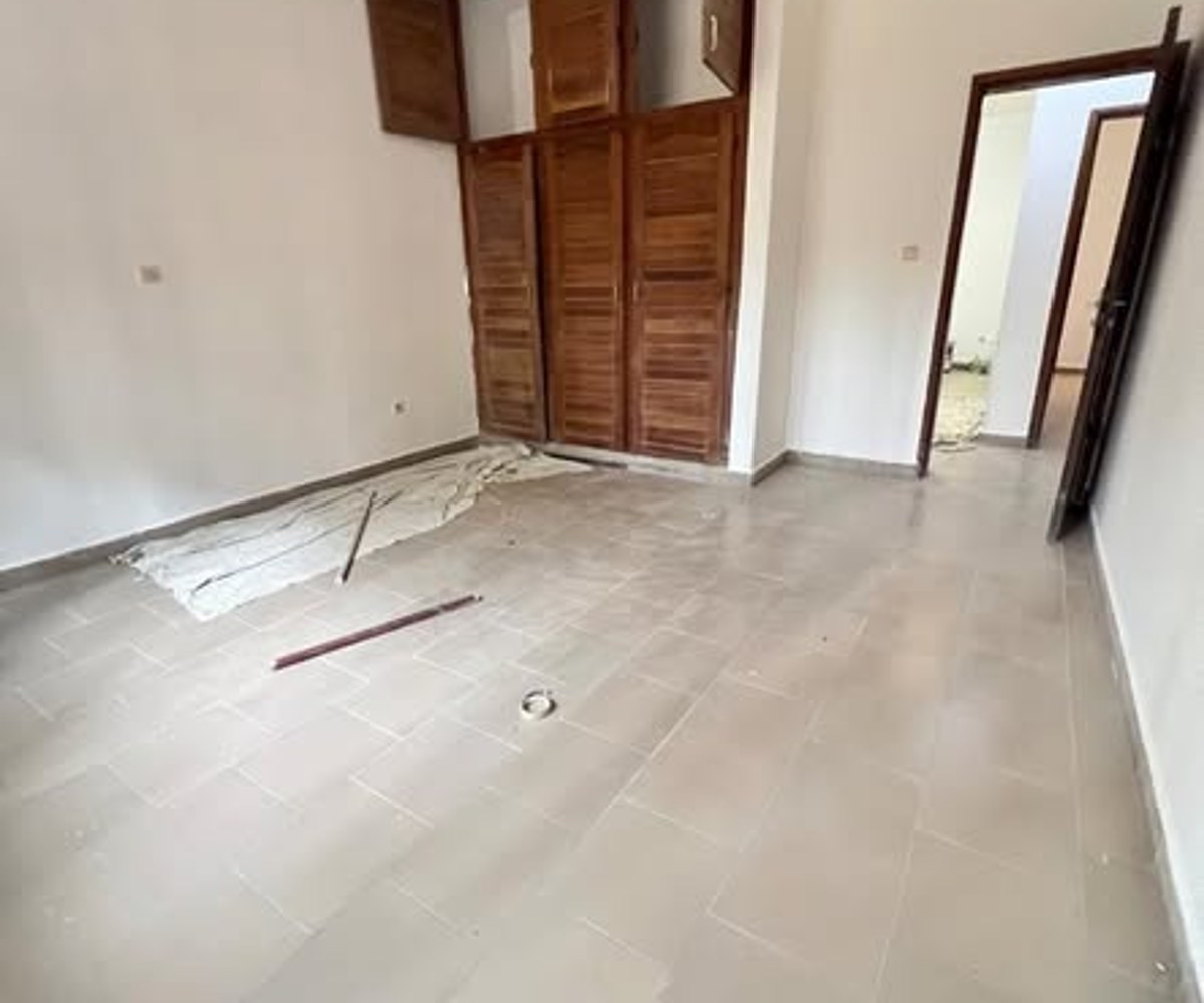 Appartement moderne à louer – Logpom, Douala
