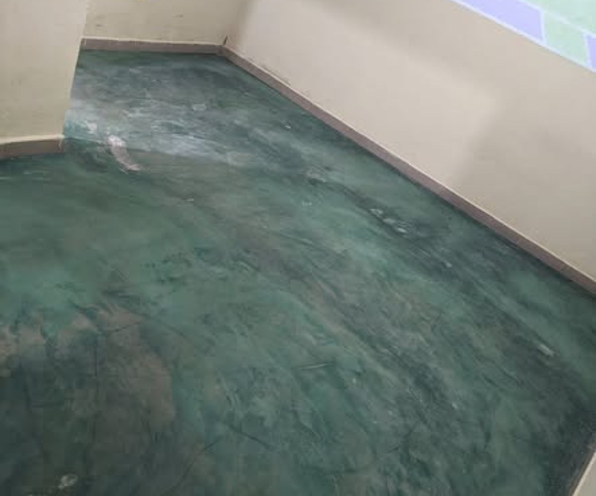 Vaste chambre moderne propre à louer à Obobogo