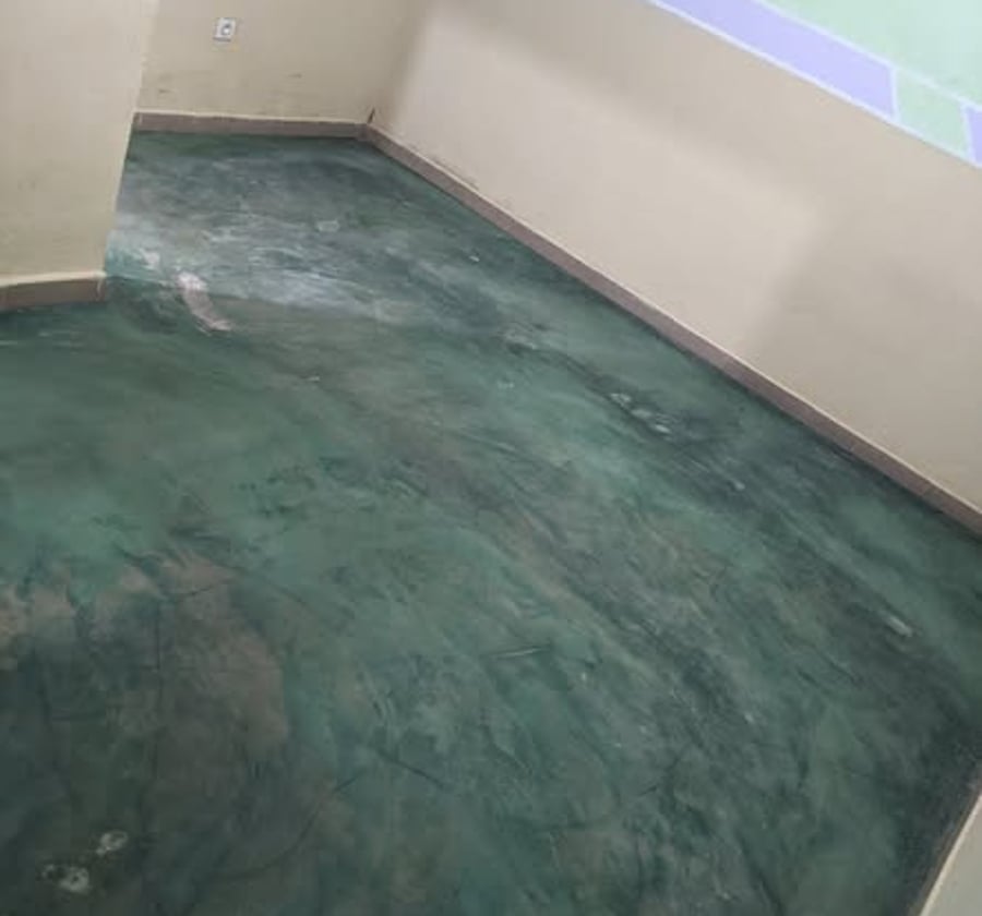 Vaste chambre moderne propre à louer à Obobogo